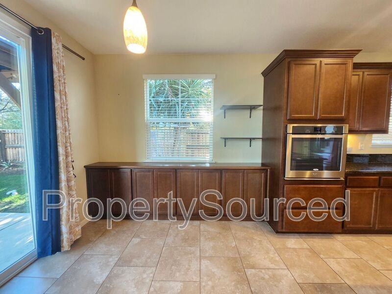1680 Brandon Dewey Ln - Photo 5 of 38