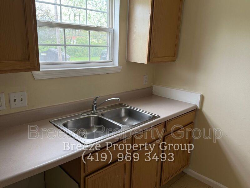 623 Hope St - Photo 5 of 13