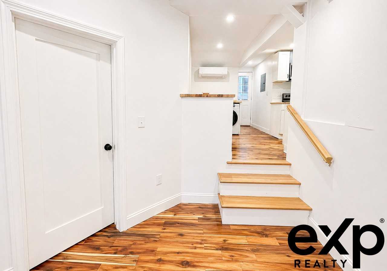 303 Carter St #1 - Photo 6 of 7