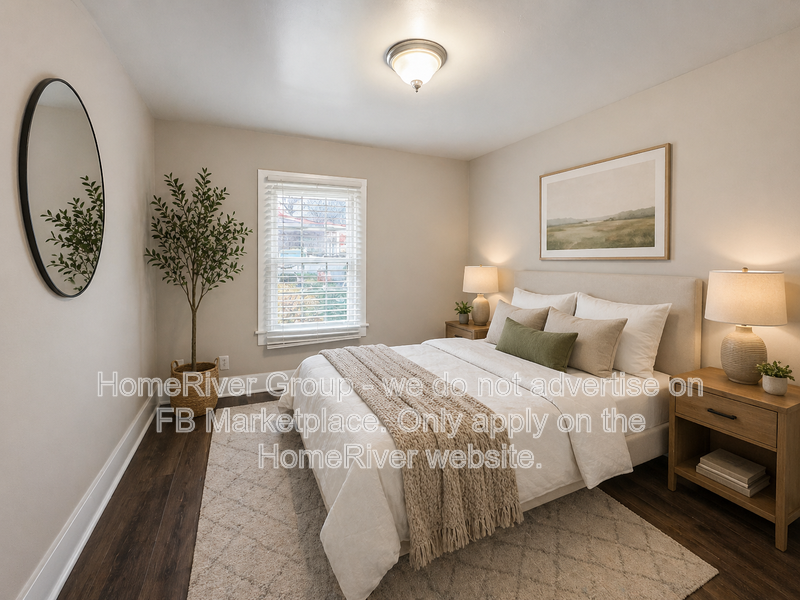 1310 Roanoke Ave - Photo 4 of 23