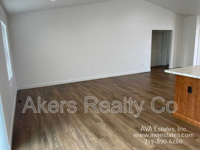 970 S Coral Pl - Photo 6 of 28