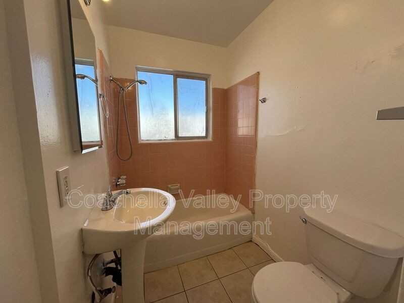 66358 1st St #B - Photo 5 of 5
