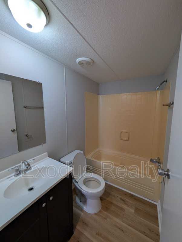 45 Castle Wood - Photo 4 of 50