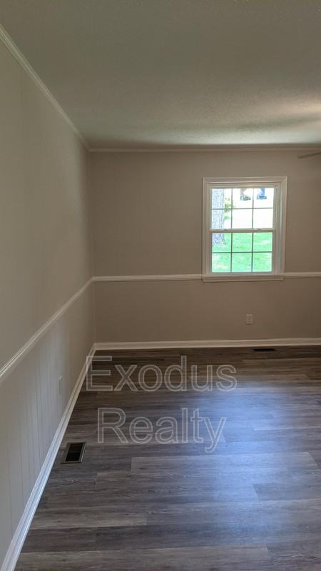 1600 Carr Creek Rd - Photo 3 of 26