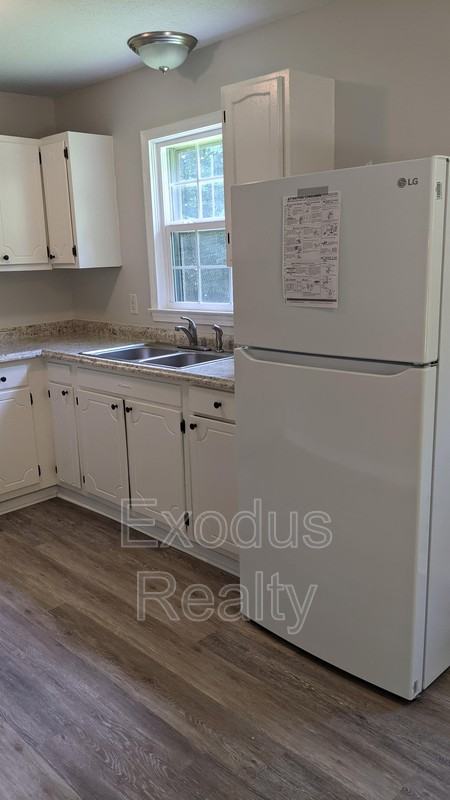 1600 Carr Creek Rd - Photo 6 of 19
