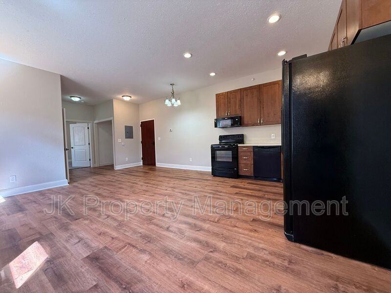 413 Central Ave #304 - Photo 6 of 19