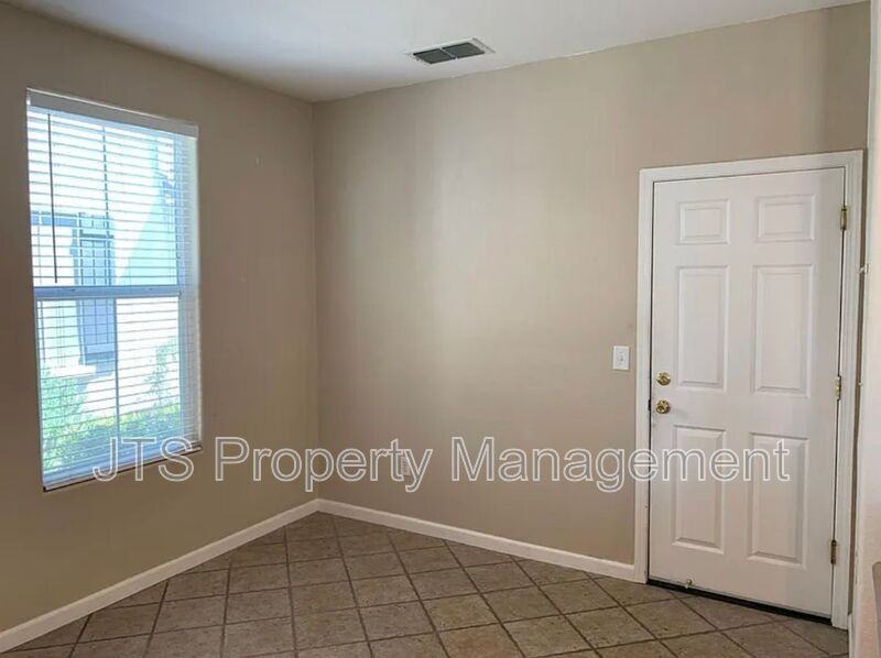 506 Navigator Dr - Photo 3 of 9