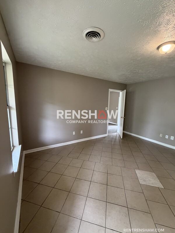408 Mcgee Loop - Photo 2 of 23