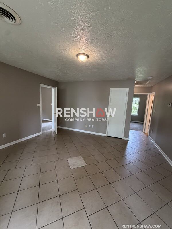 408 Mcgee Loop - Photo 3 of 23