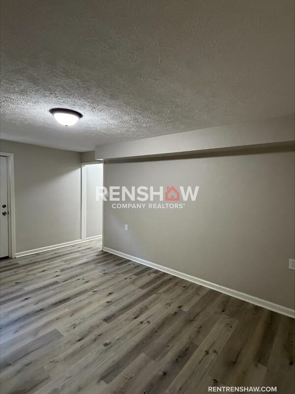 68 Royal Oaks Pl - Photo 3 of 38