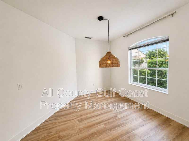11318 Pine Lilly Pl - Photo 4 of 20