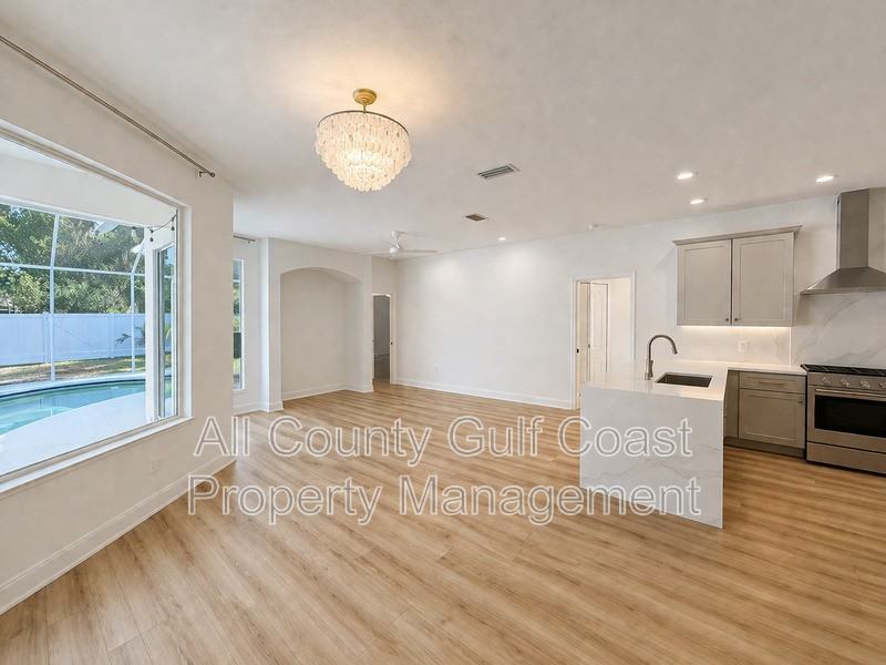 11318 Pine Lilly Pl - Photo 5 of 20