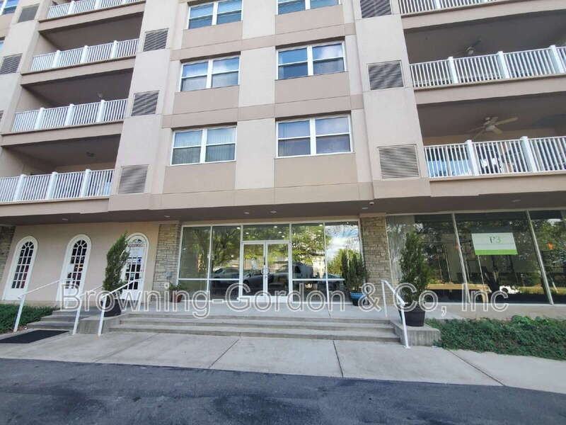 3415 W End Ave #610D - Photo 3 of 10