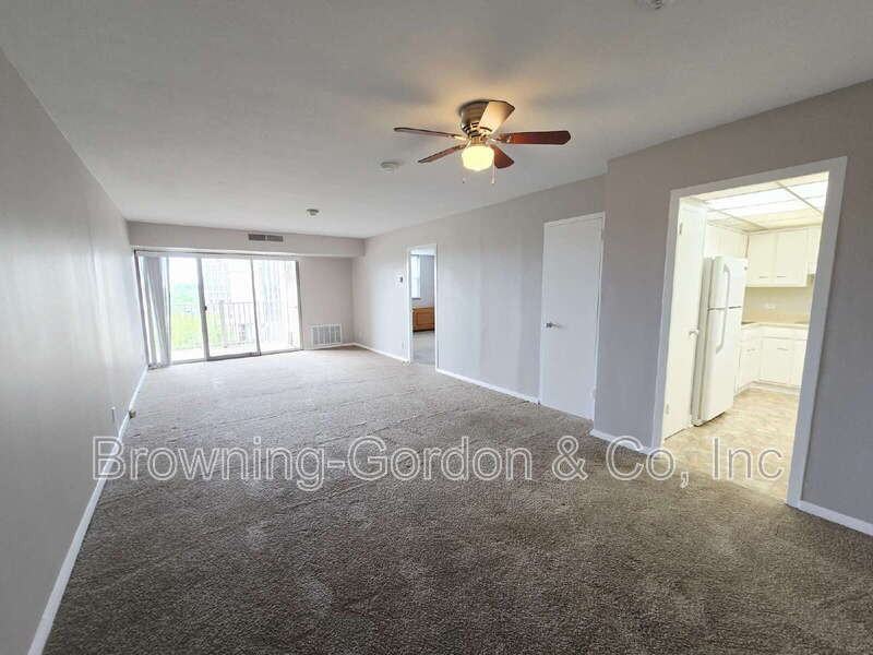 3415 W End Ave #610D - Photo 6 of 10