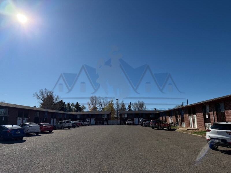 708 Downey St #2