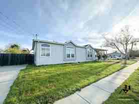 318 Hickory St - Photo 1 of 1