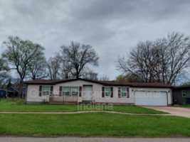 featured image of 2870 Vigo St