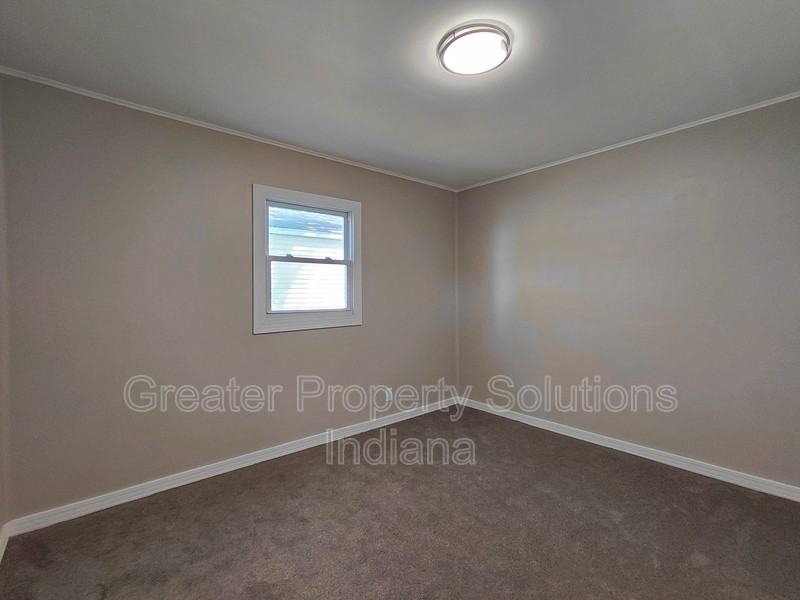 506 Parkside Ave - Photo 7 of 9
