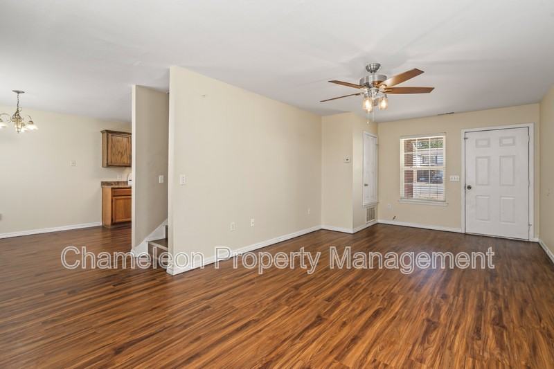 2910 Dawn Ct #C - Photo 4 of 20