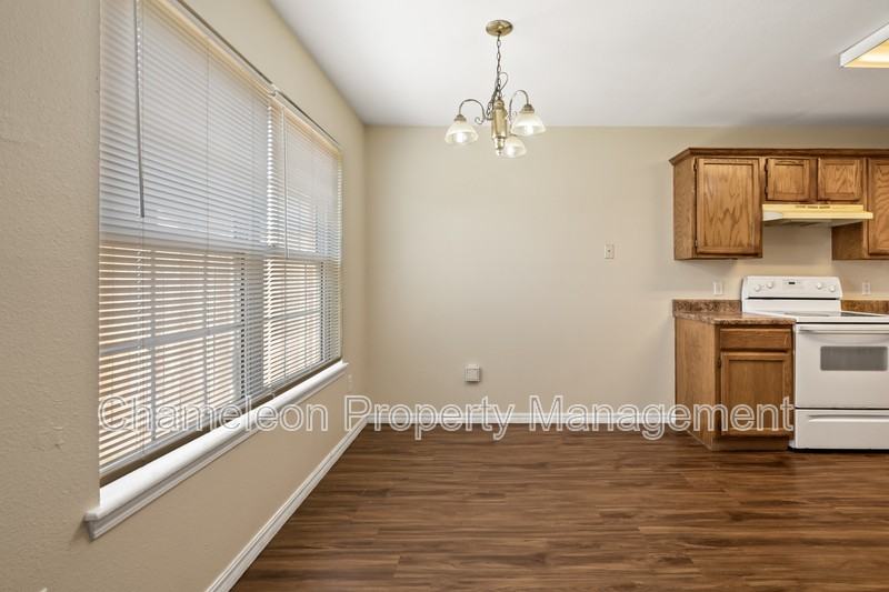 2910 Dawn Ct #C - Photo 7 of 20