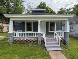 featured image of 1224 E Central St