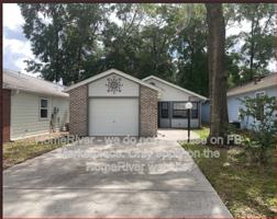 featured image of 2305 Ne 40th Ave