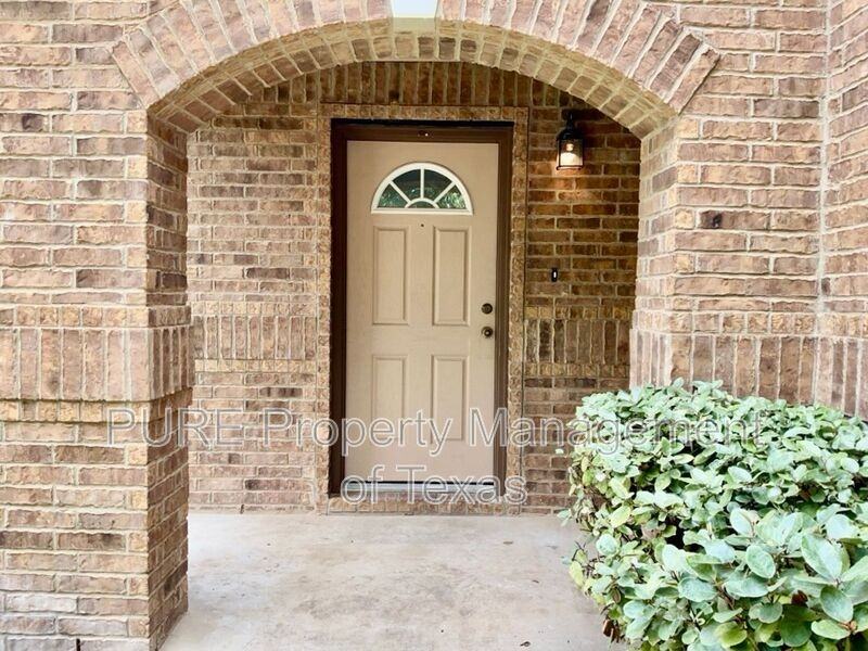 2242 Perkins Pl - Photo 2 of 26