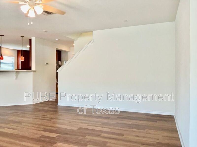 2242 Perkins Pl - Photo 4 of 26