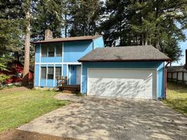 featured image of 526 Holly Ln
