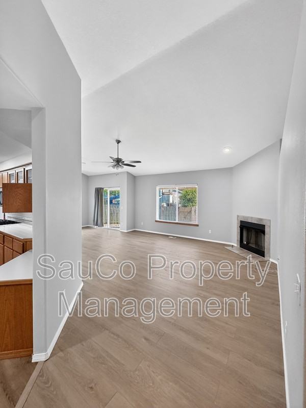 205 Nw 8th Ct - Photo 3 of 17
