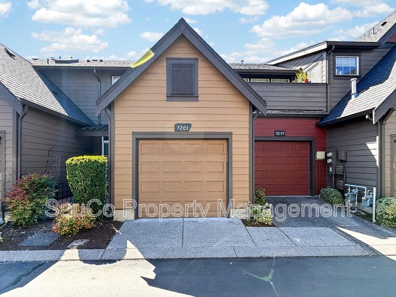 7261 Ne Stoneybrook St - Photo 3 of 20