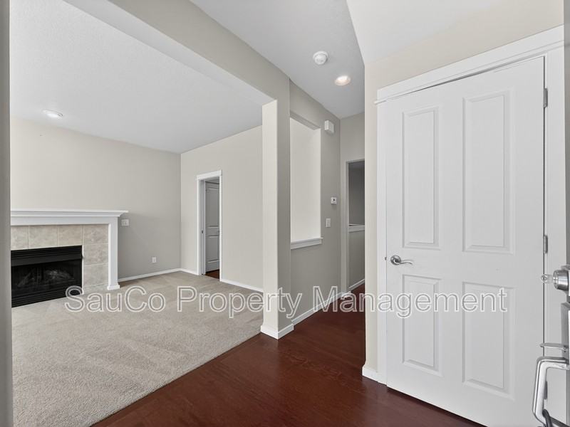 7261 Ne Stoneybrook St - Photo 6 of 20