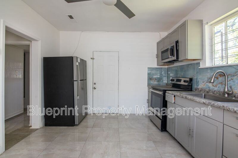 5406 Court G - Photo 7 of 15