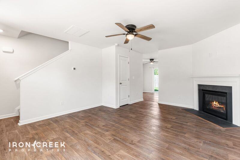 352 Oak Branch Rd - Photo 4 of 27
