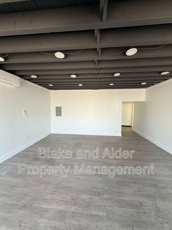 3554 Ne Sandy Blvd - Photo 6 of 6