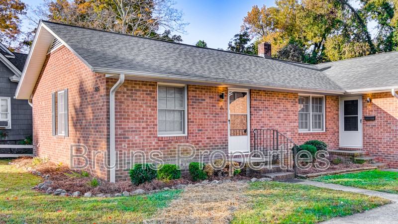 805 Trenton St #A - Photo 3 of 34