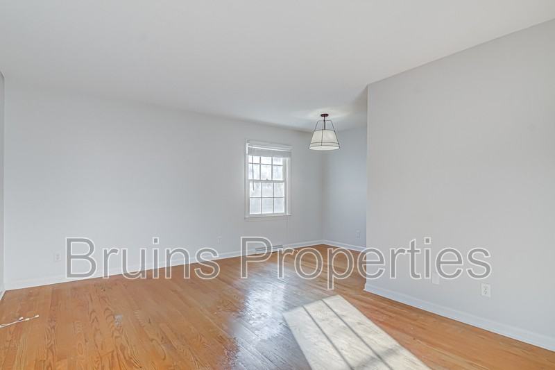 805 Trenton St #A - Photo 5 of 34
