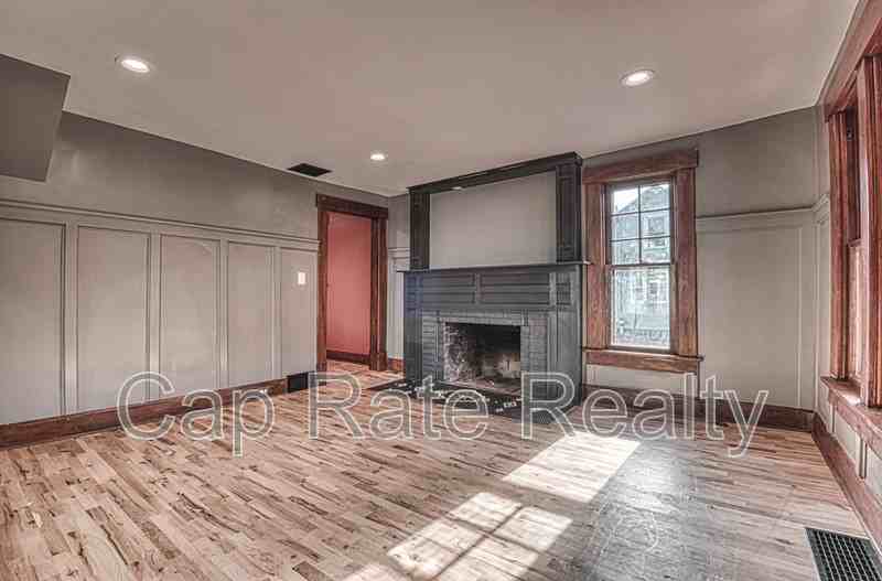 108 S Grove St - Photo 3 of 29