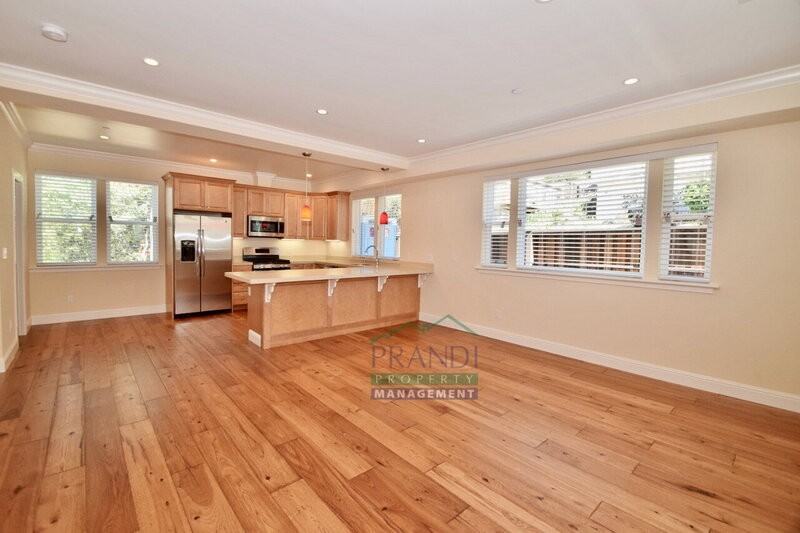 1148 Mission Ave - Photo 2 of 17