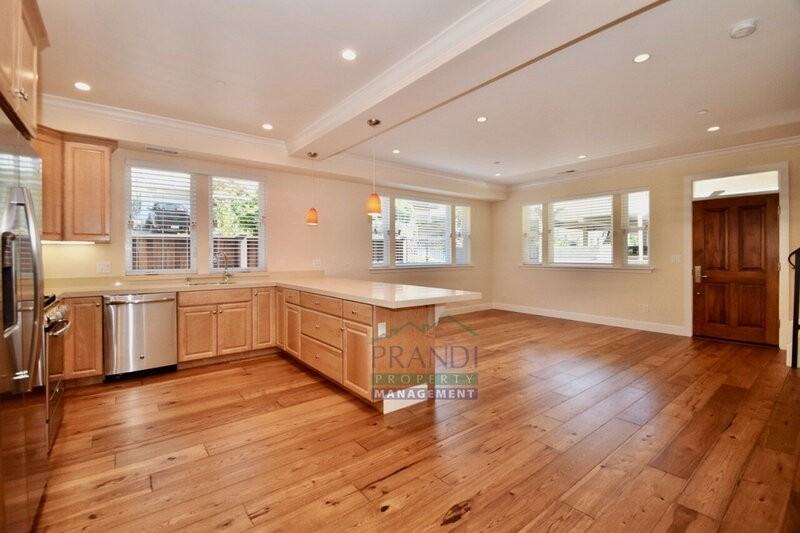 1148 Mission Ave - Photo 3 of 17
