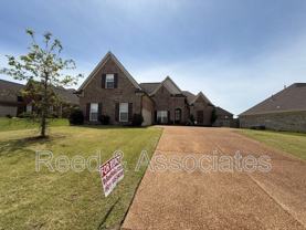 3261 Vineyard Dr S - Photo 1 of 1