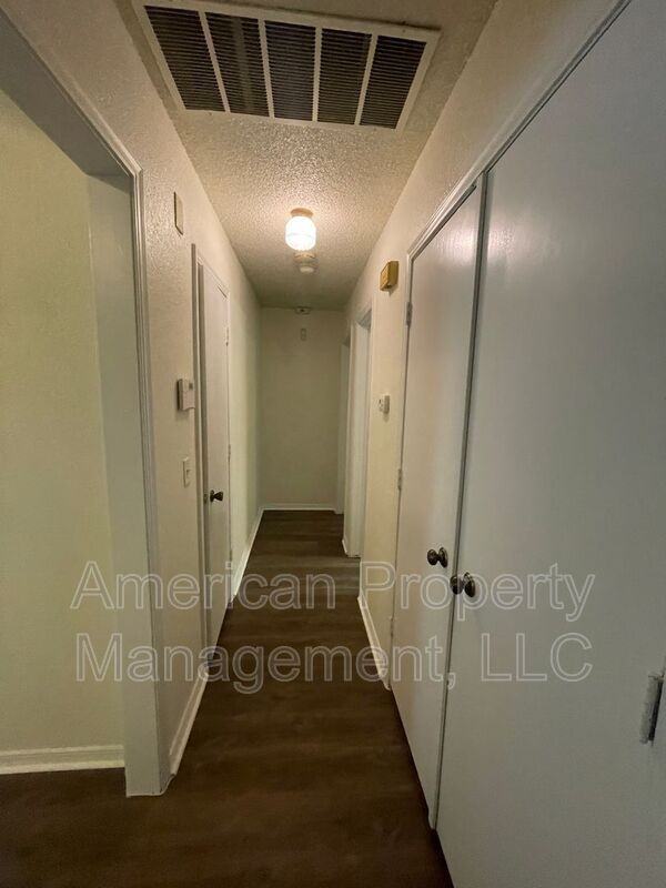 4405 S Gum Ave - Photo 5 of 13