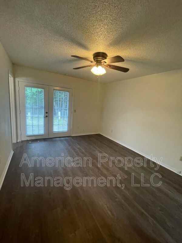 4405 S Gum Ave - Photo 6 of 13