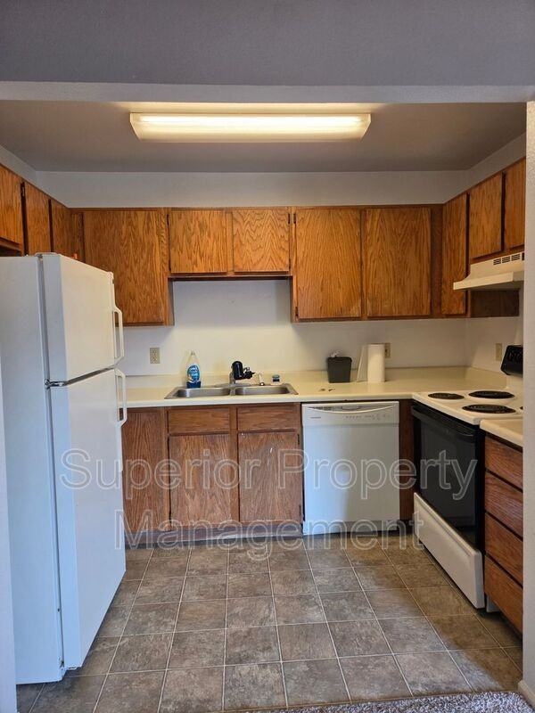 702 Dell Range Blvd #B - Photo 4 of 8