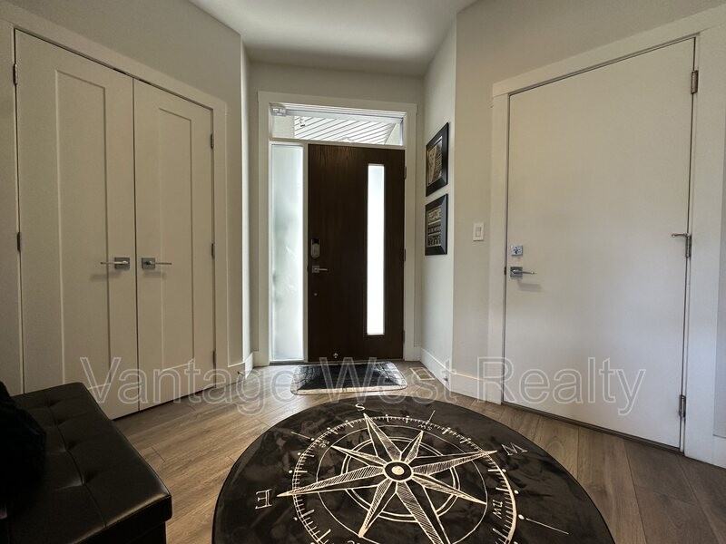 2350 Tallus Ridge Dr - Photo 3 of 44
