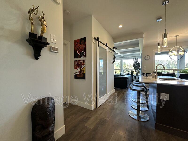 2350 Tallus Ridge Dr - Photo 4 of 44