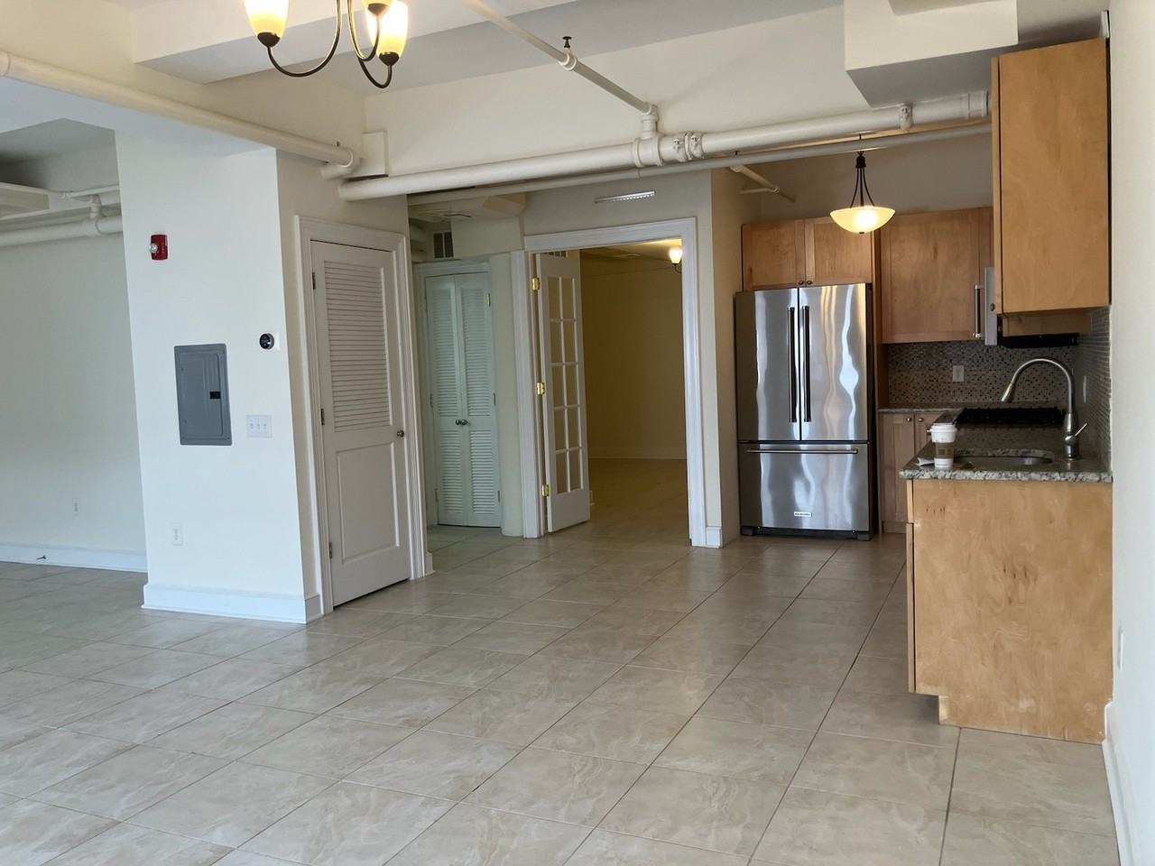 300 Communipaw Avenue - Photo 4 of 14