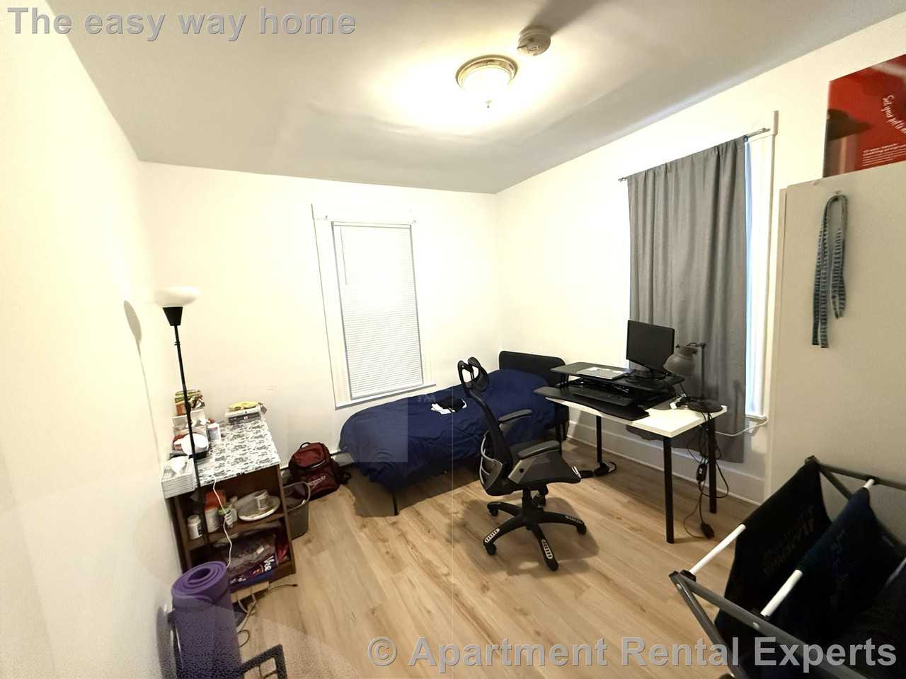 52 Portsmouth St #1 - Photo 3 of 8