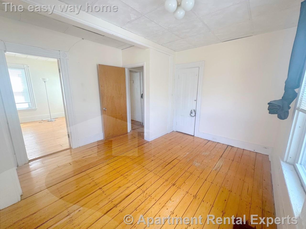 44 Elm St #2 - Photo 4 of 14