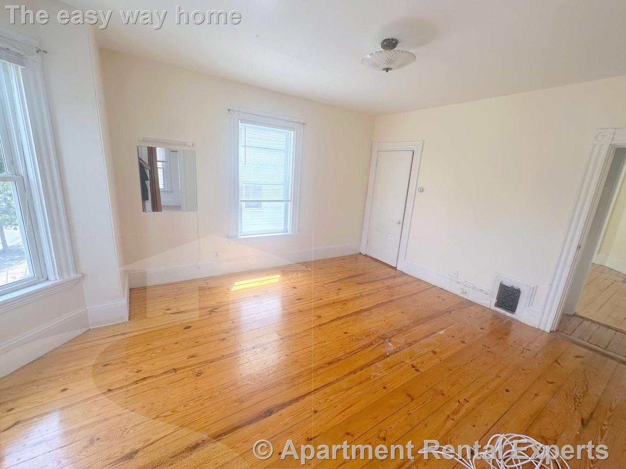 44 Elm St #2 - Photo 6 of 14
